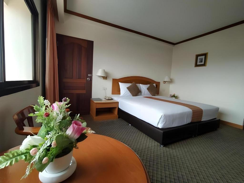 Sing Golden Place Hotel Хат'яй Екстер'єр фото